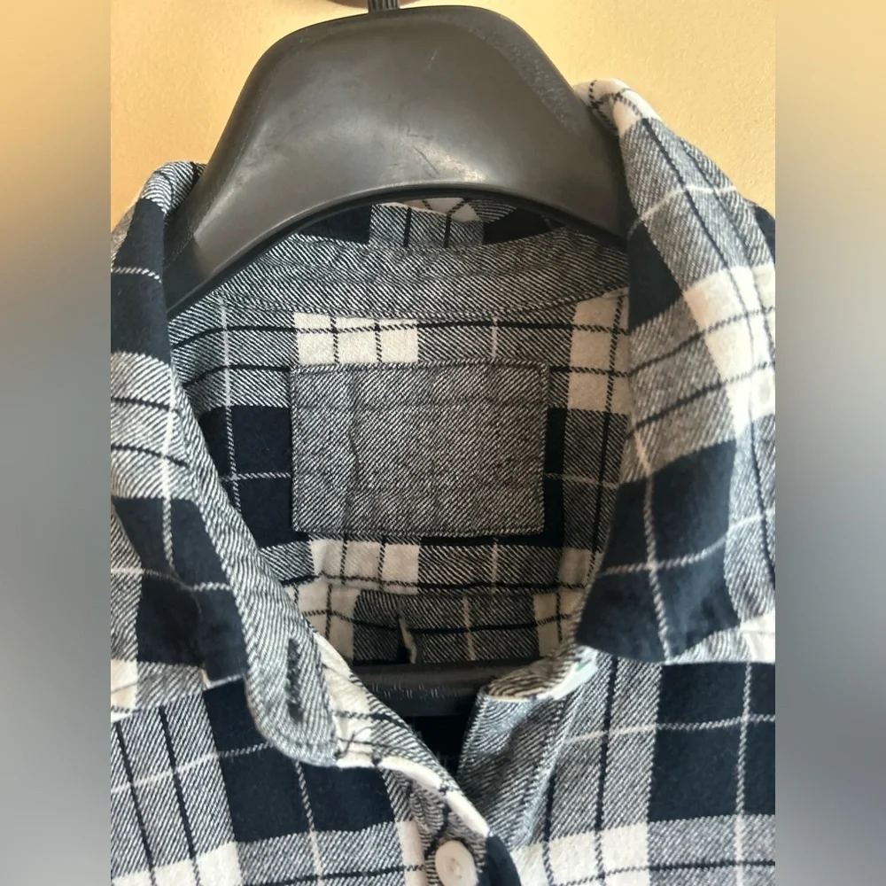 ✌️4 for $20✌️ Weatherproof flannel shirt - Picture 11 of 14